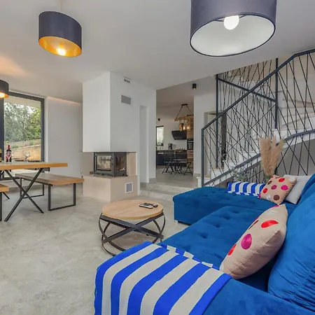 Stunning In With House Sea View