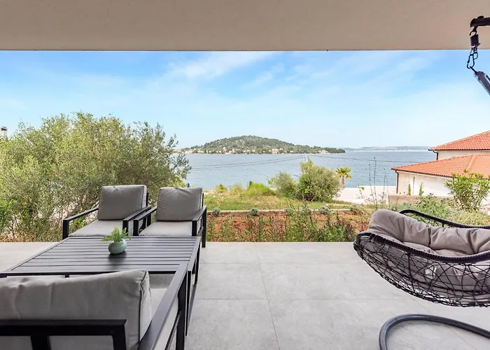 Lovely In With Wifi كالي