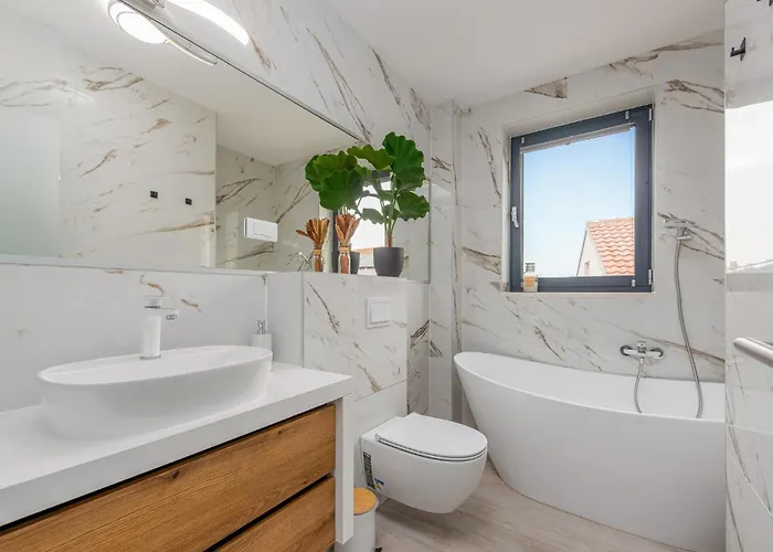 بيت للعطل Lovely In With Wifi *